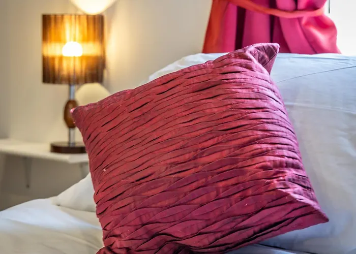 Sleek & Stylish 2br With Large Private Terrace - Close To Saint Julian's & Tigne Shopping Mall Appartement